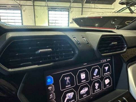 2019 Lamborghini Urus