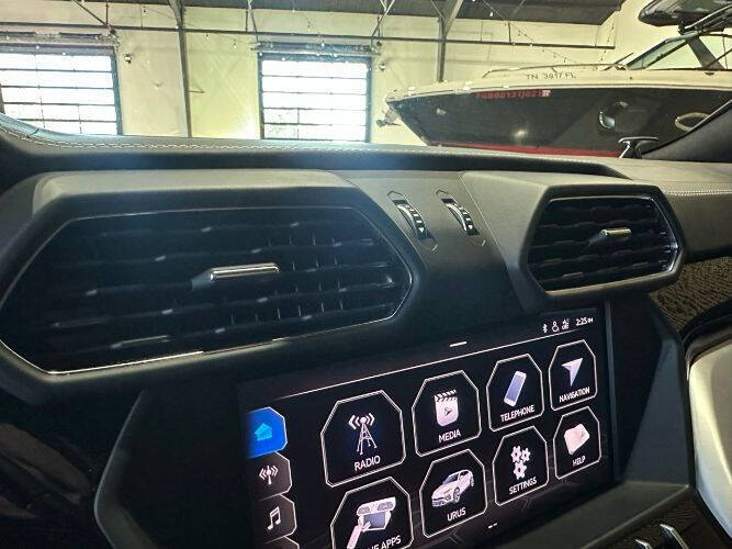 2019 Lamborghini Urus