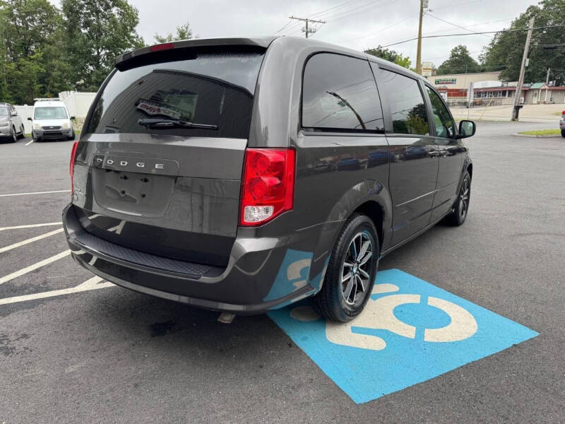 2017 Dodge Grand Caravan SE