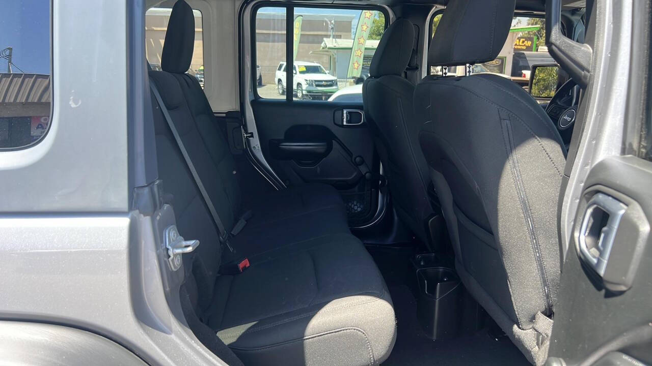 2018 Jeep Wrangler Unlimited for sale at Auto Plaza in Fresno, CA