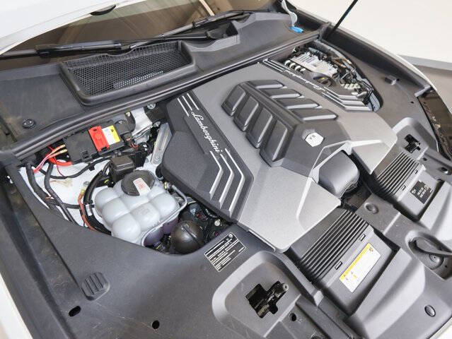 2022 Lamborghini Urus