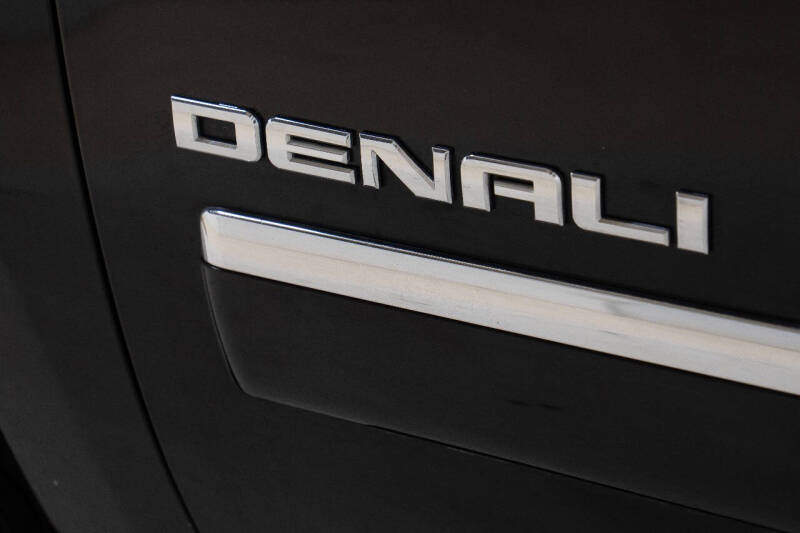 2011 GMC Yukon Denali