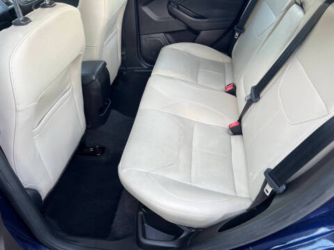 2017 Ford Focus Titanium