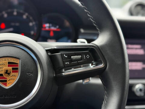 2022 Porsche Macan