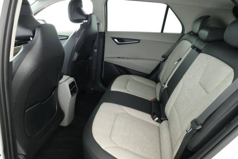 2025 Kia Niro EV Wave