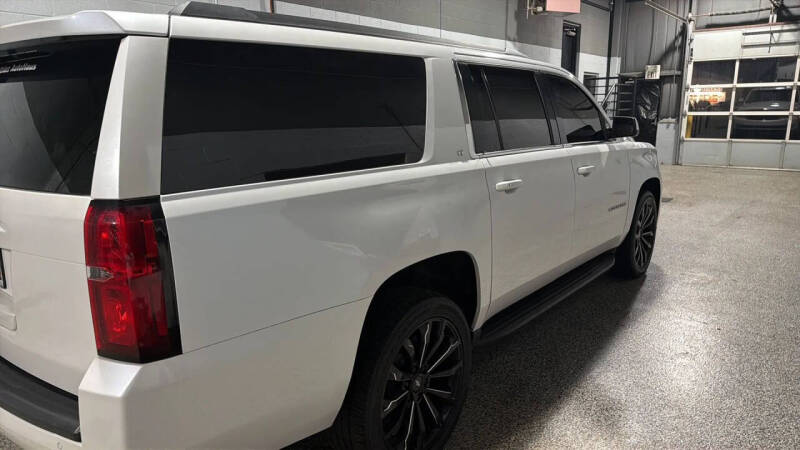 2016 Chevrolet Suburban LT