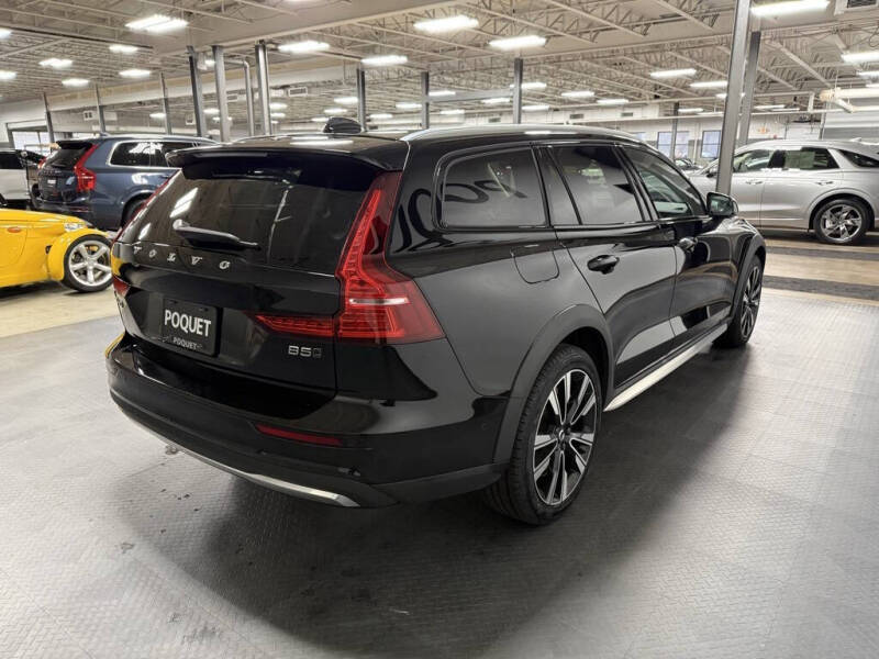 2023 Volvo V60 Cross Country B5 Ultimate