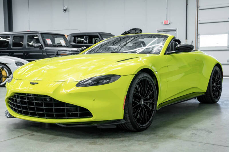 2022 Aston Martin Vantage