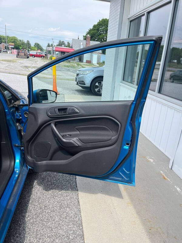 2017 Ford Fiesta SE
