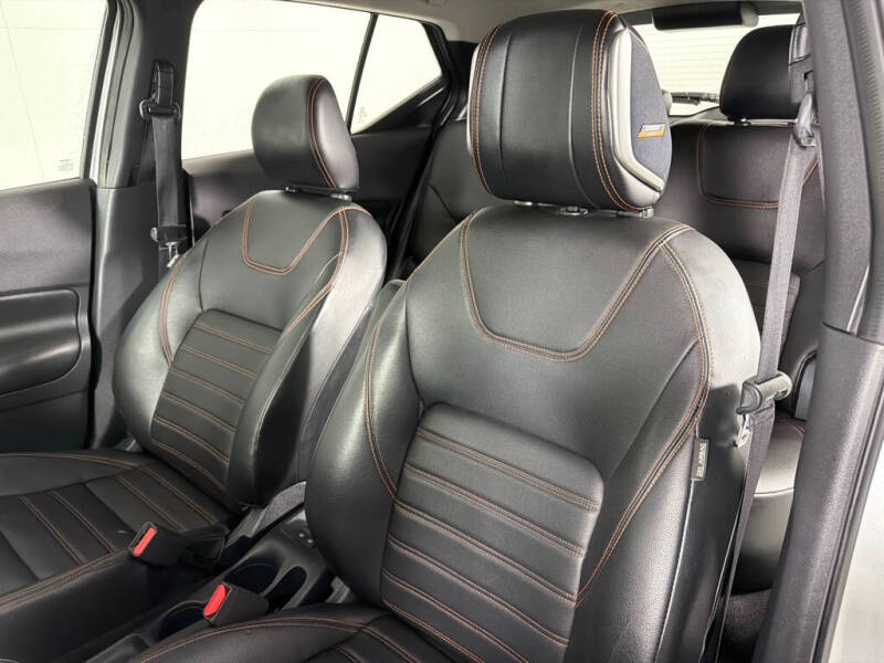 2018 Nissan Kicks SR