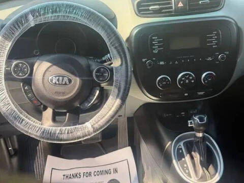 2015 Kia Soul +