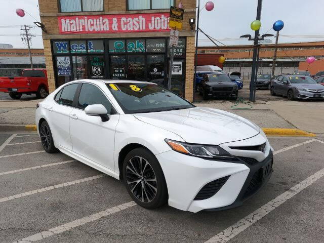 2018 Toyota Camry for sale at West Oak in Chicago IL