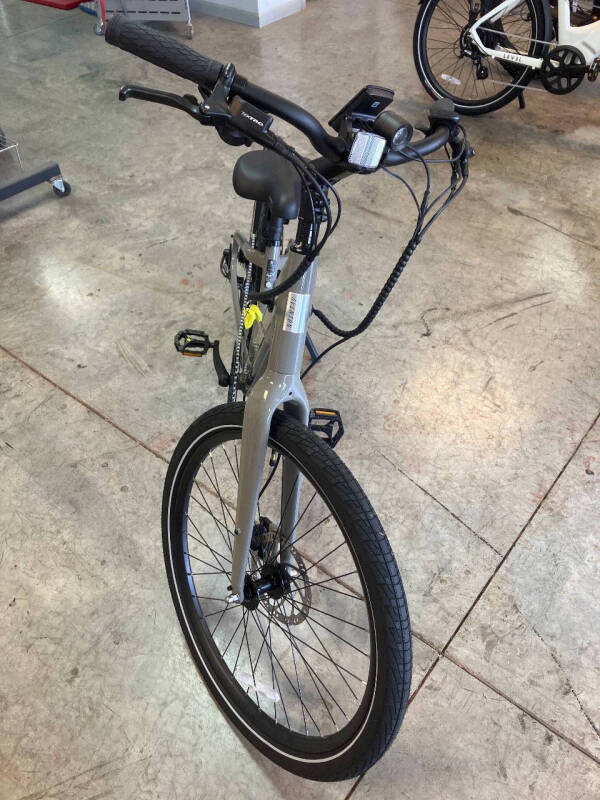 2024 Aventon PE4F4077