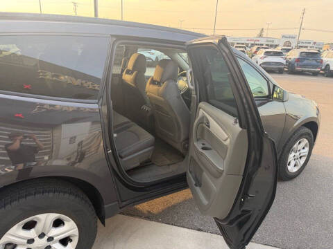 2017 Chevrolet Traverse LS