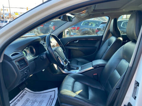 2013 Volvo XC70 T6 Premier Plus