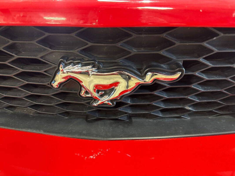 2005 Ford Mustang GT Premium