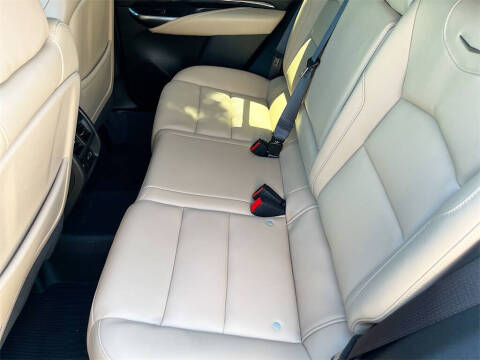 2024 Cadillac XT4 Luxury