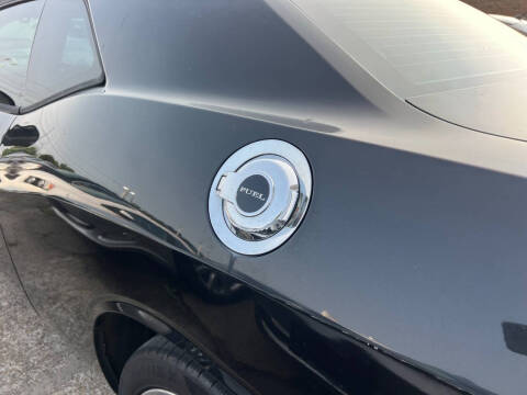 2011 Dodge Challenger R/T Plus