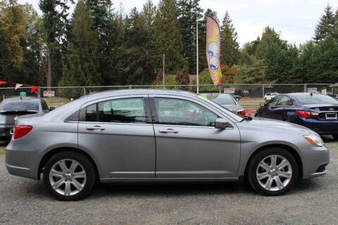 2013 Chrysler 200 LX
