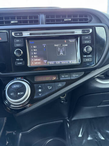 2015 Toyota Prius c Two