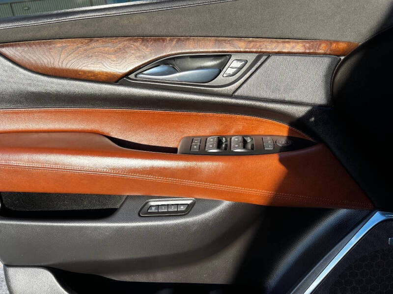 2015 Cadillac Escalade ESV Luxury