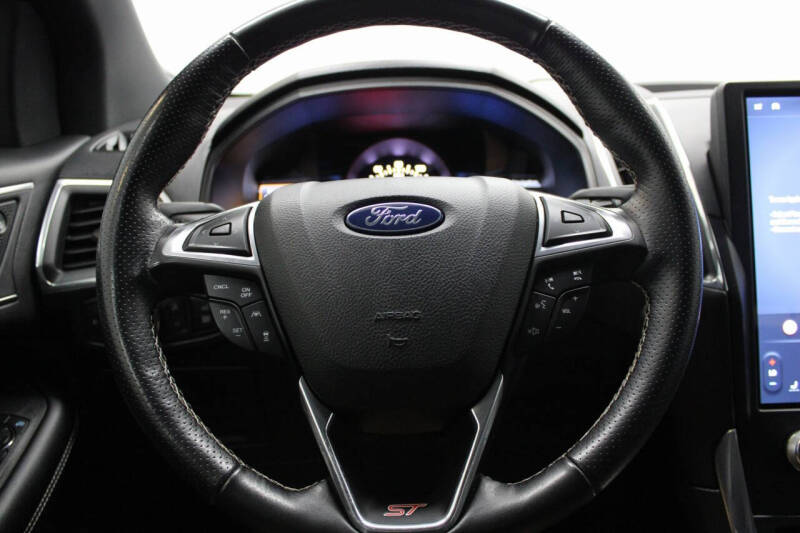 2022 Ford Edge ST