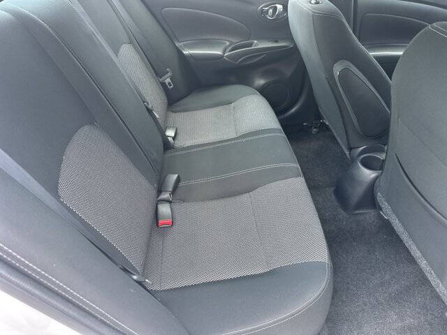 2019 Nissan Versa SV