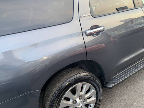 2013 Toyota Sequoia Limited