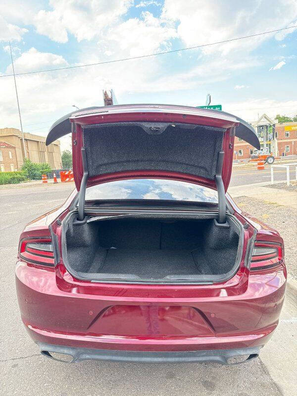 2019 Dodge Charger SXT