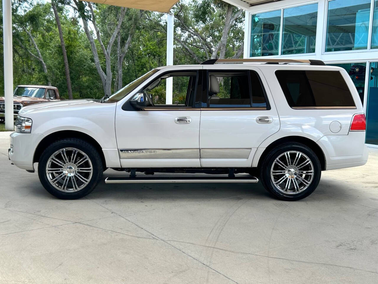 2014 Lincoln Navigator 11