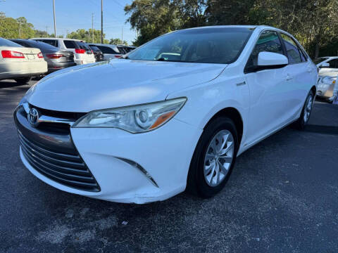 2017 Toyota Camry Hybrid
