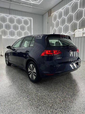 2016 Volkswagen e-Golf SE