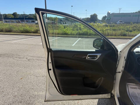 2015 Nissan Pathfinder SL