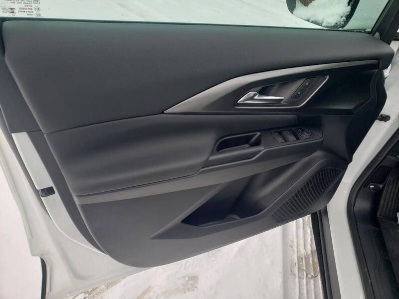 2026 Chevrolet Equinox EV LT 1