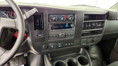 2025 Chevrolet Express 2500