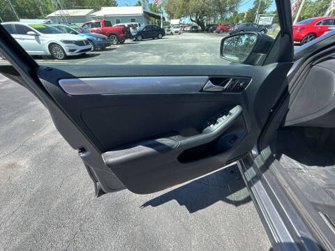 2015 Volkswagen Jetta