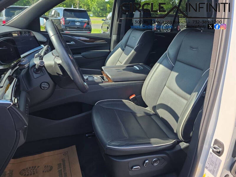 2024 Cadillac Escalade Premium Luxury