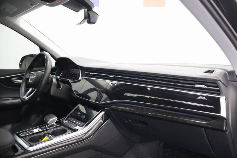 2023 Audi Q7 quattro Premium Plus 55 TFSI