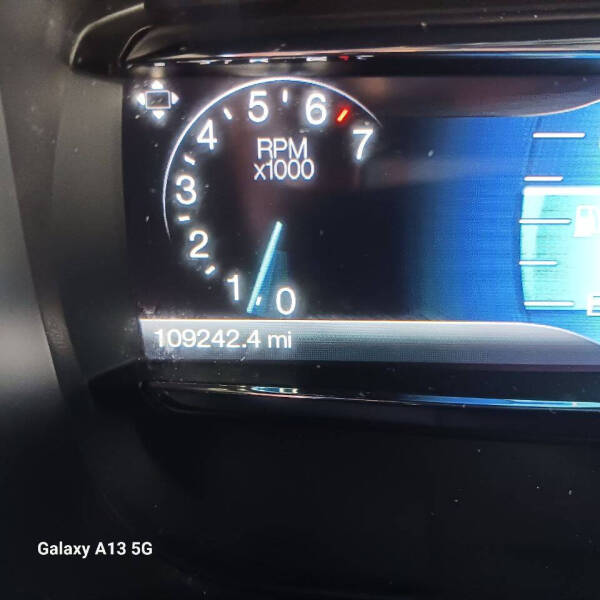 2017 Ford Taurus SEL