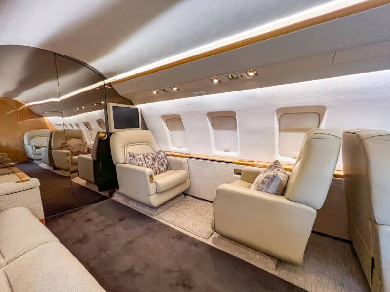 1983 Bombardier CHALLENGER