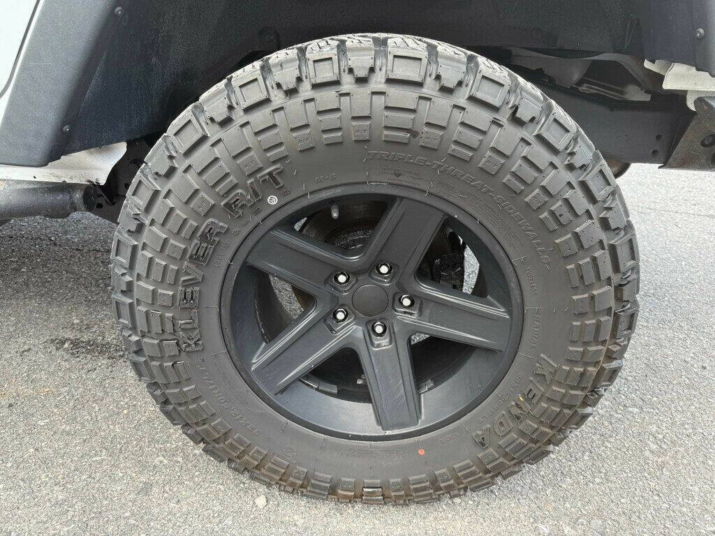 2015 Jeep Wrangler Unlimited 12