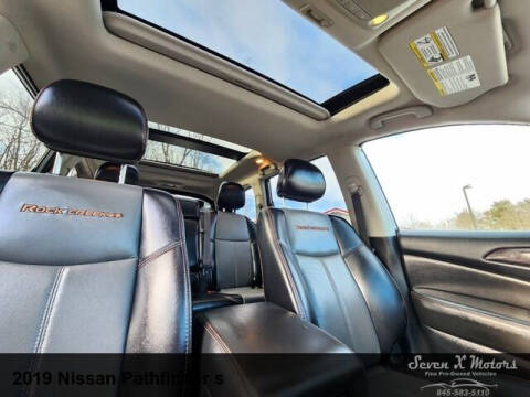 2019 Nissan Pathfinder S