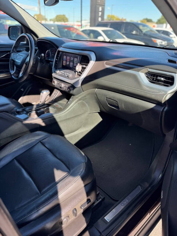 2017 GMC Acadia SLT-1