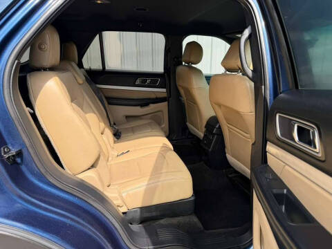 2017 Ford Explorer XLT