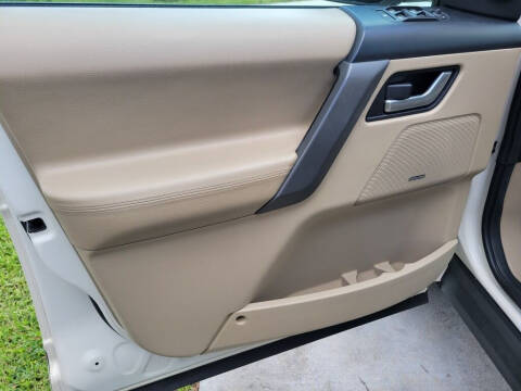 2009 Land Rover LR2 HSE