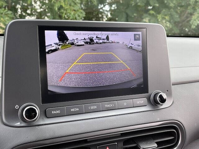 2022 Hyundai Kona SEL