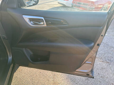 2018 Nissan Pathfinder S