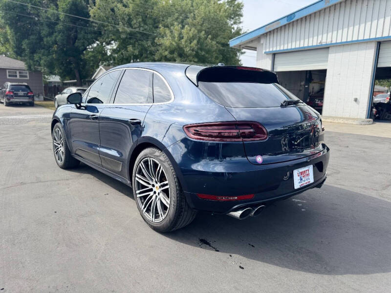 2017 Porsche Macan GTS