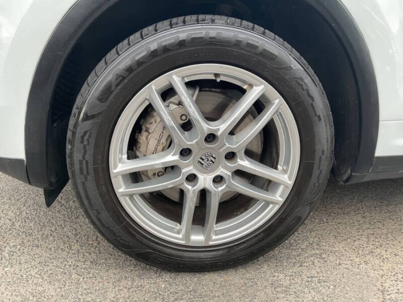 2016 Porsche Cayenne S