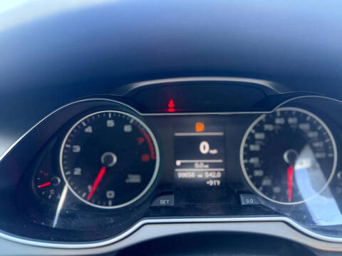 2015 Audi A4 2.0T quattro Premium Plus